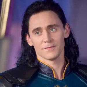 Tom Hiddleston como Loki en Avengers