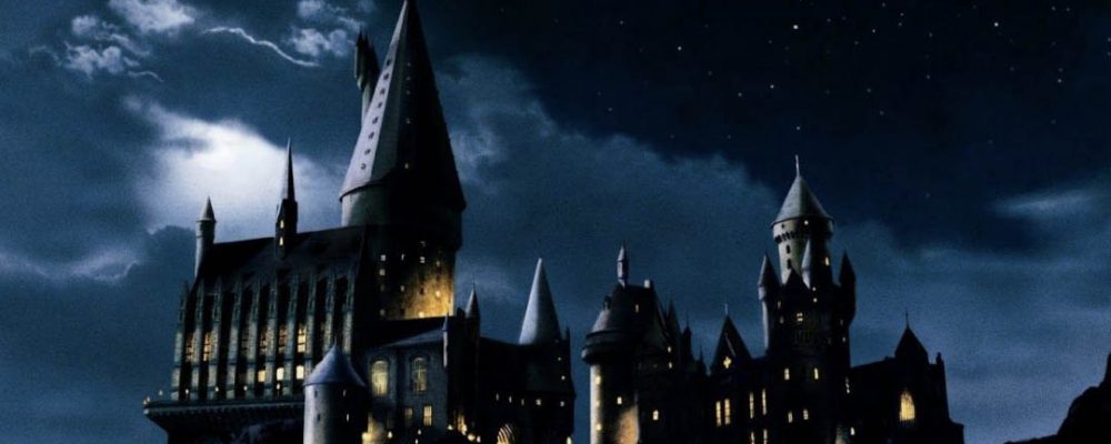 Hogwarts · Warner Bros